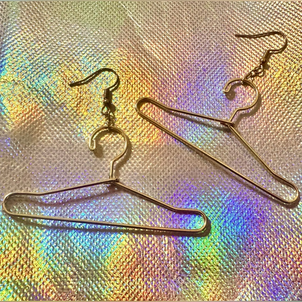 Hanger Earrings (gold, large)